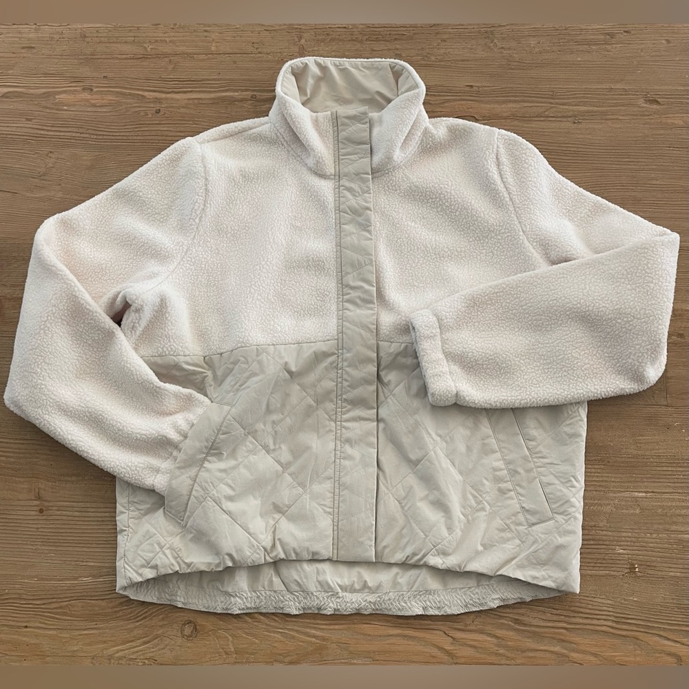 Vuori Women’s Highlands Sherpa Jacket Size Large Natural